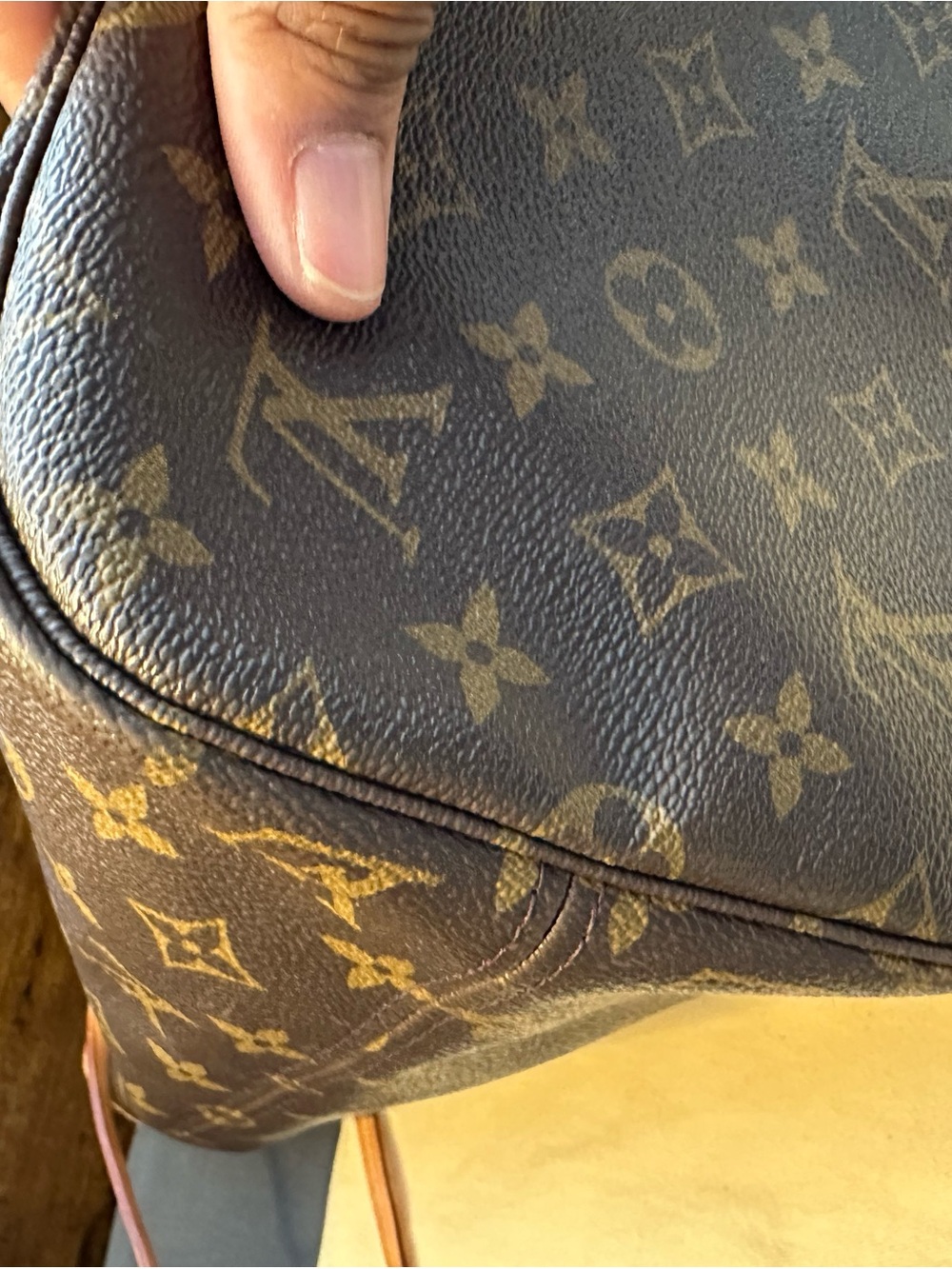 Louis Vuitton Neverfull Mm - Picture 11 of 12